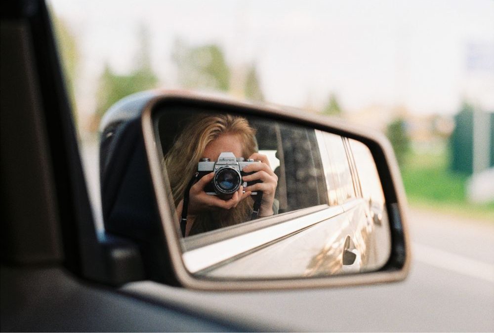 Person Taking a Self Portrait on a Rear View Mirror - Anastasia Shuraeva - Canva - Pexels